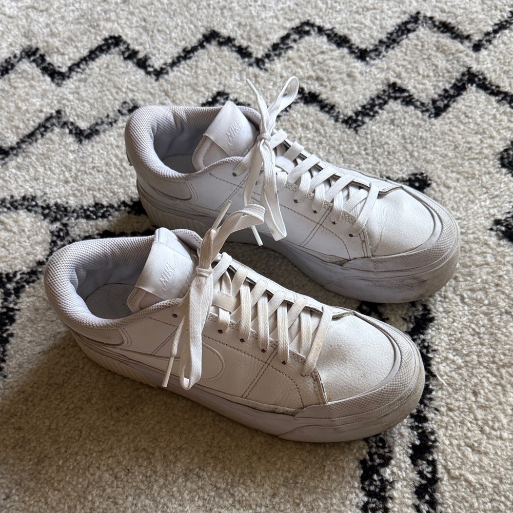 Nike court legacy lift 8